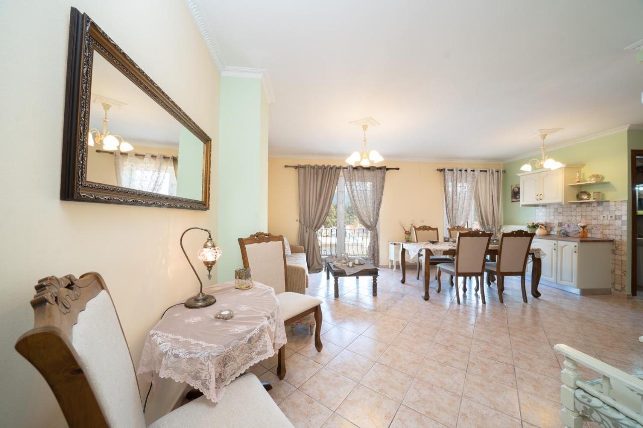 Aigli Elegant Sea View Apartment In Argostoli Exterior foto